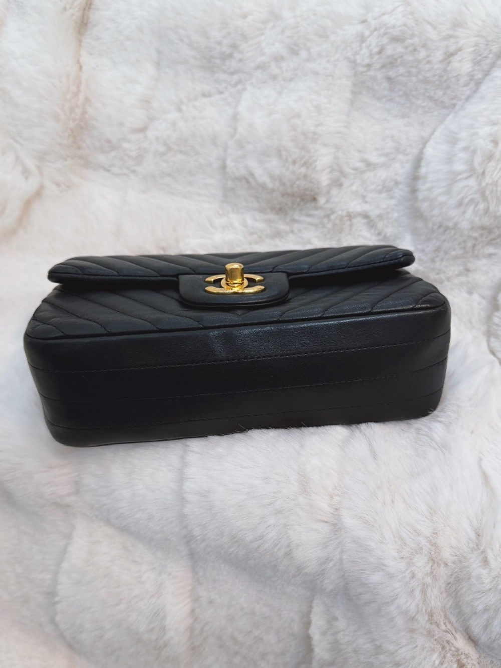 Chanel Mini Flap Bag - Picture 6 of 11